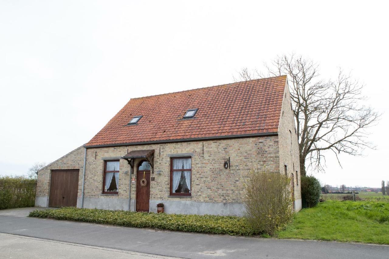 Averulle Vakantiewoning Kortemark Exteriör bild
